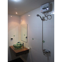 most decent rentals in Phuket have awesome bathrooms