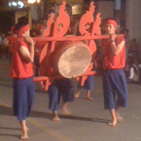 thais in local dress